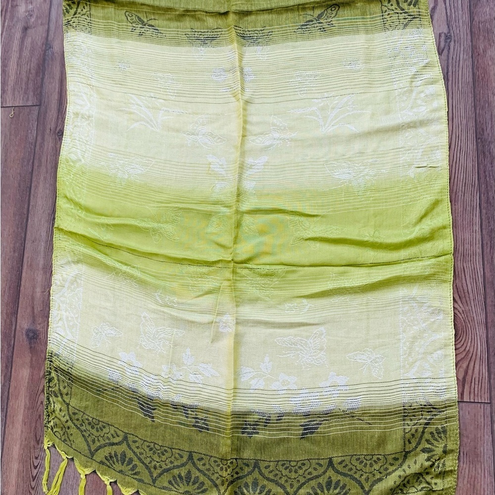 Scarf - Picture 5 of 6